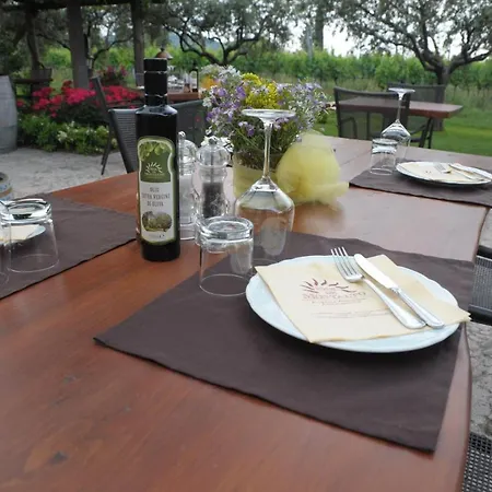 Sol De Montalto Farm stay *