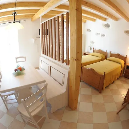 Sol De Montalto Feriegård Rivoli Veronese